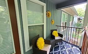 A Touch Of Sunshine Ideal For Long Term Stays
